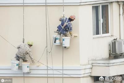 拒绝“白送”的外墙粉刷，农民在防什么？